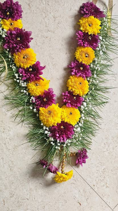 Premium Ganesh Ji Floral Kanthi Haar – Yellow & Purple
