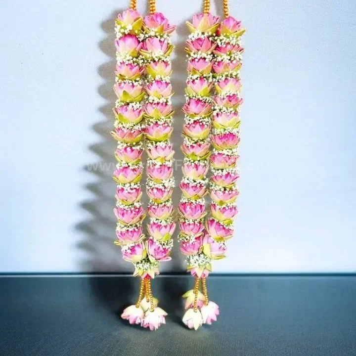 Lotus and Baby's Breath Varmala or Jaimala